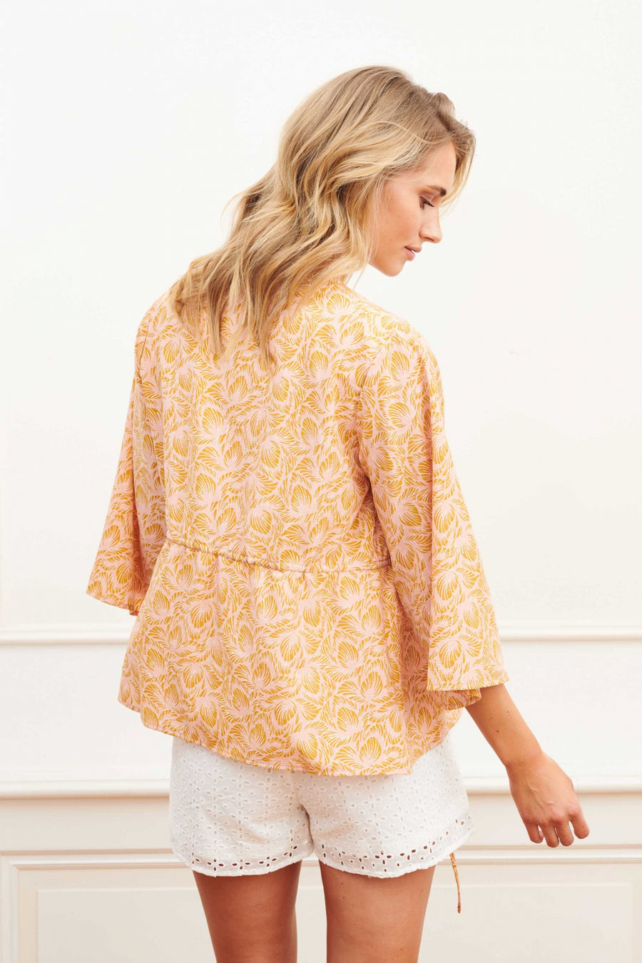 Kimono Everlee | Peach leaves print